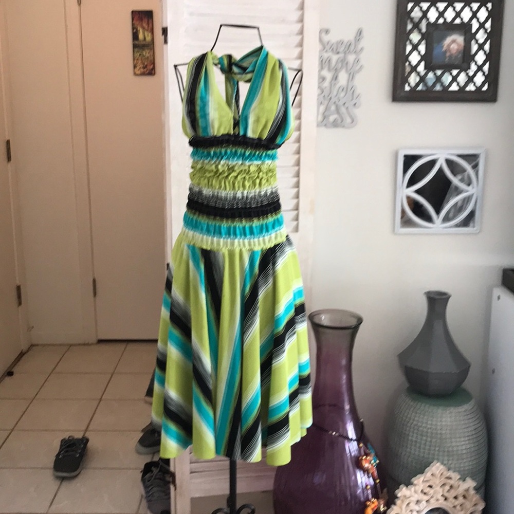 70 style vintage print dress